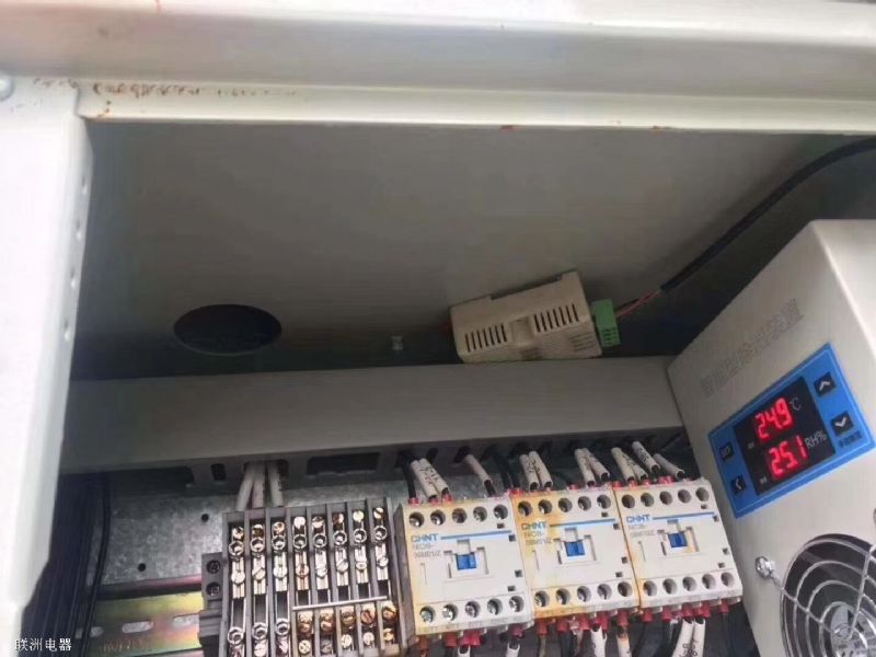 HLA-CS01柜內(nèi)除濕機(jī)安裝效果圖